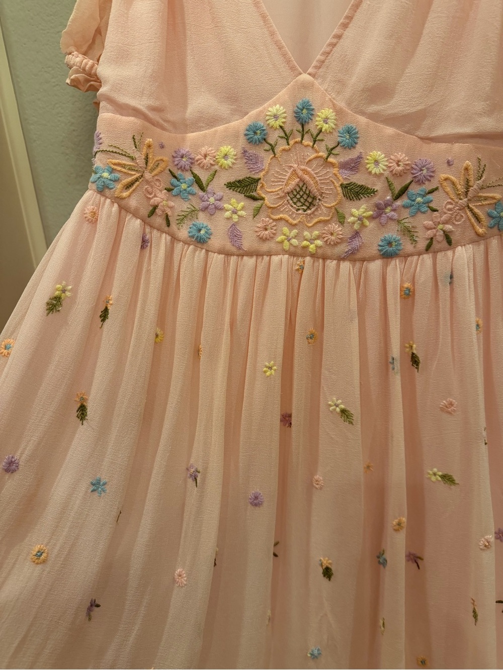 LoveShackFancy silk chiffon midi embroidered baby pink dress. Size S. Like new - Picture 4 of 8